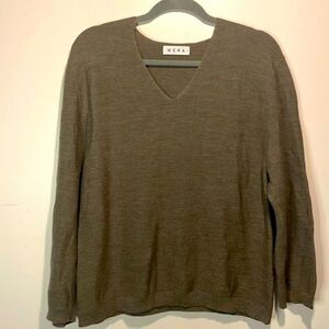 Wera Stockholm- Light Brown V Neck 3/4 Length Sleeve Soft Sweater- Size Small